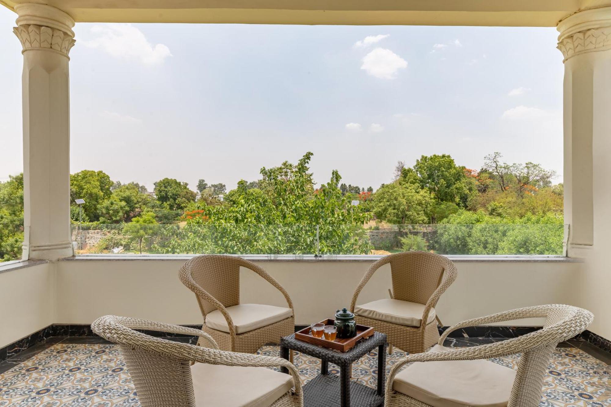 Alaya Stays Raga 2Bhk Farmstay With An Entertainment Lounge Sohna Luaran gambar
